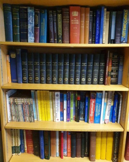 Selection Of Medical Books & Journals (priced Per Foot)