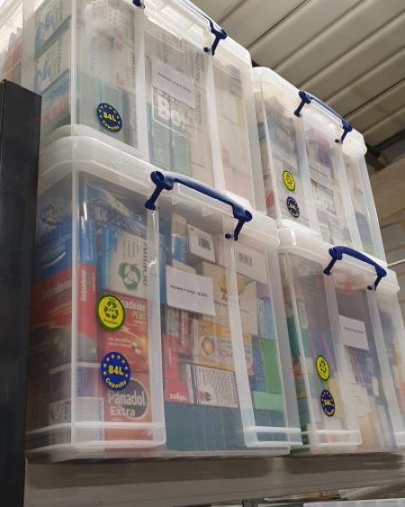 clear crate