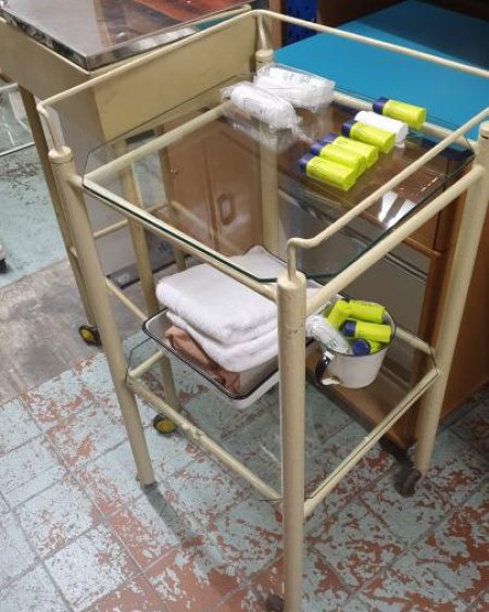 Glass / Cream Trolley Square with Rail