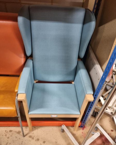 wing back chair