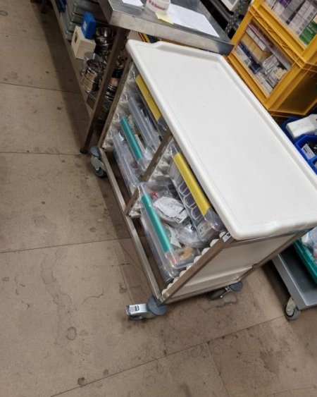 Long storage trolley 