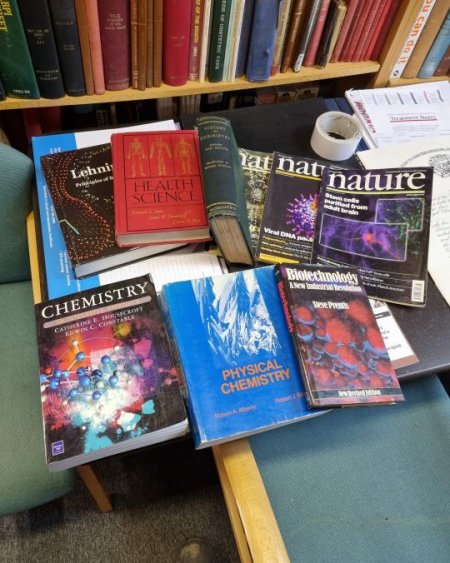 Qty Scientific books+ journals
