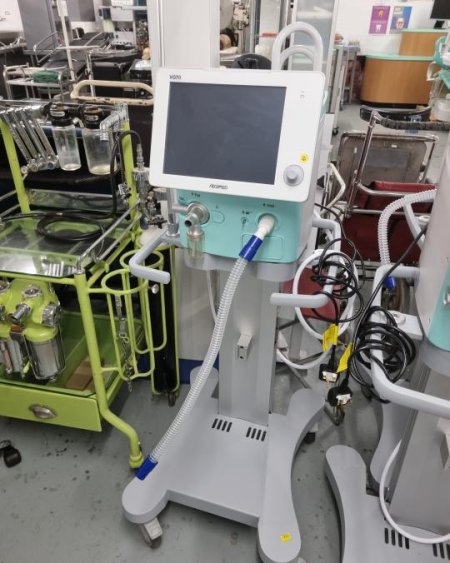 Ventilator new mask tubing 