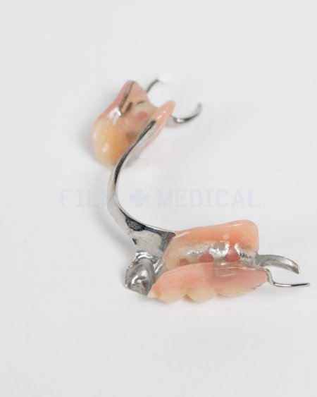 Dentures 