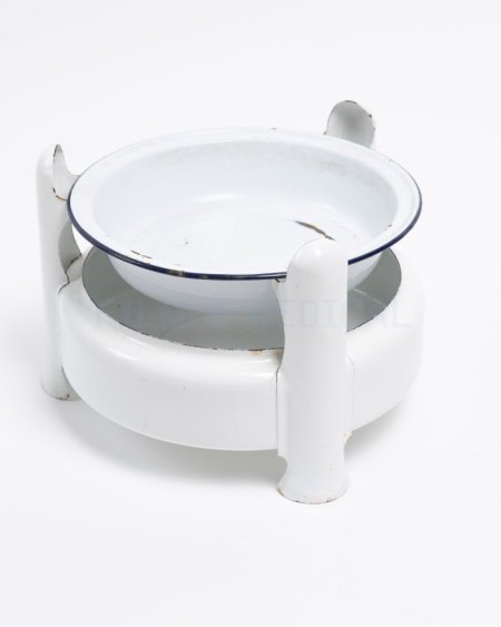 Enamel Bowl on Stand 