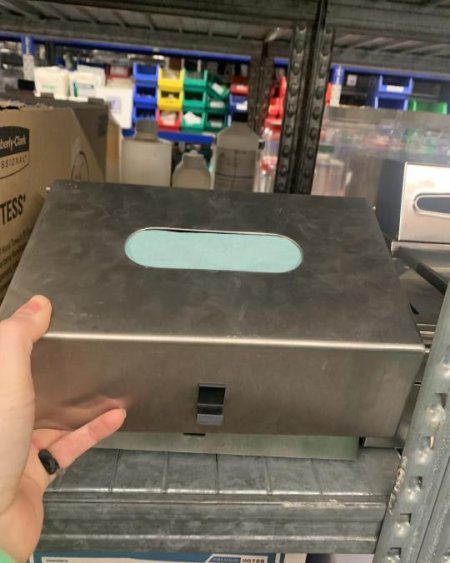 towel dispenser 