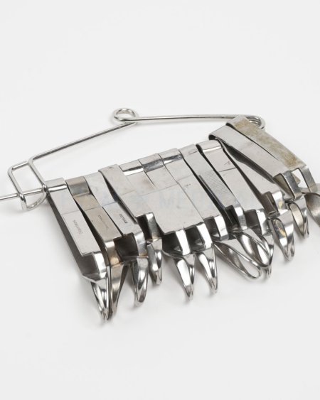 Cross Action Towel Clips