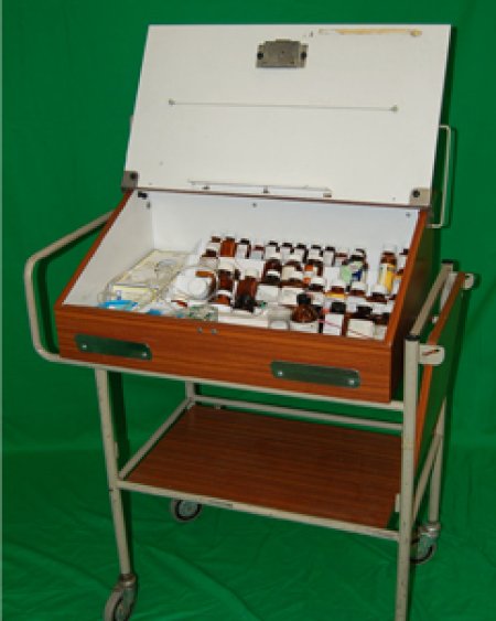 Drugs Trolley Fully Dressed