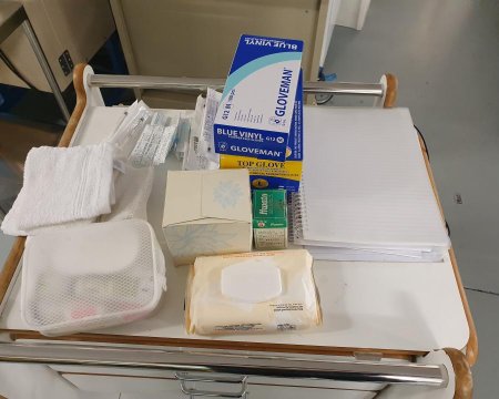 Soft dressing + syringes 