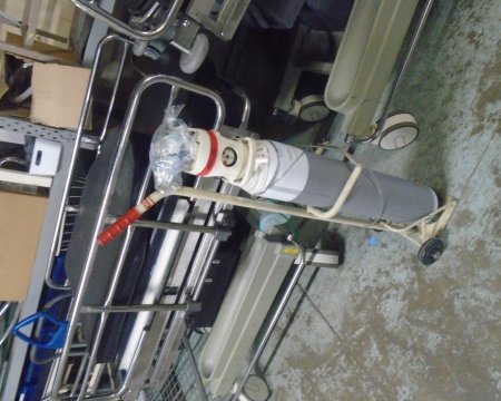 Oxygen tank