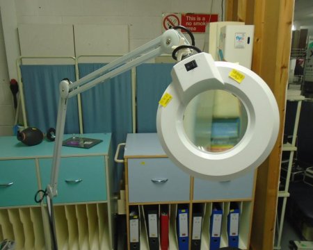 Mag Light on Stand