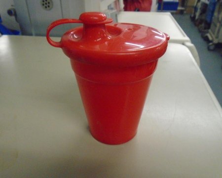 Sippy cup x4 plus 5 cups