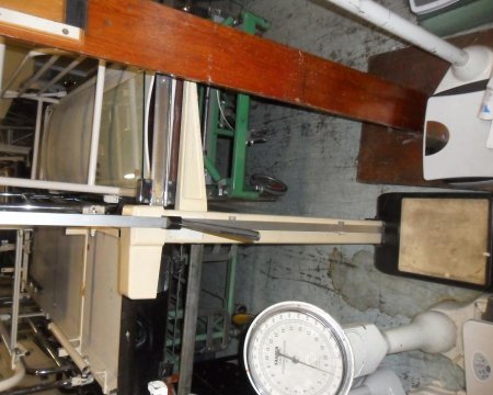 weighing scale 