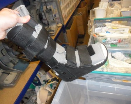 Medical boot black 