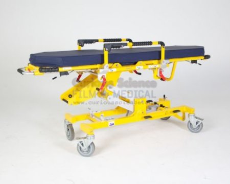Patient transport trolley