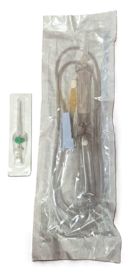  Giving Set + Cannula 