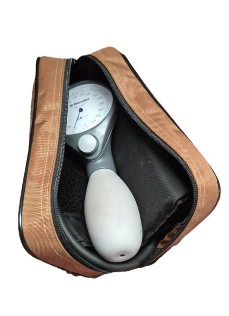 Blood Pressure Hand Held Pump in Pouch