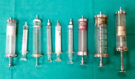 Period glass syringes