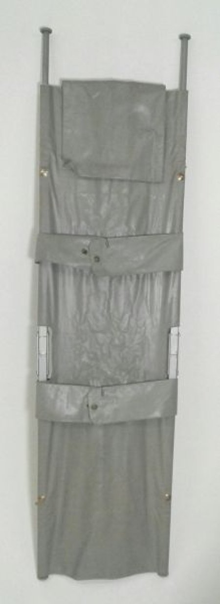 Foldable stretcher